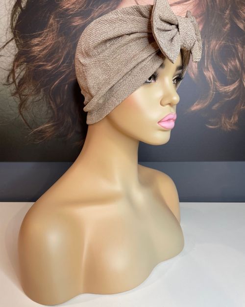 CREAM BOW FRONT TURBAN