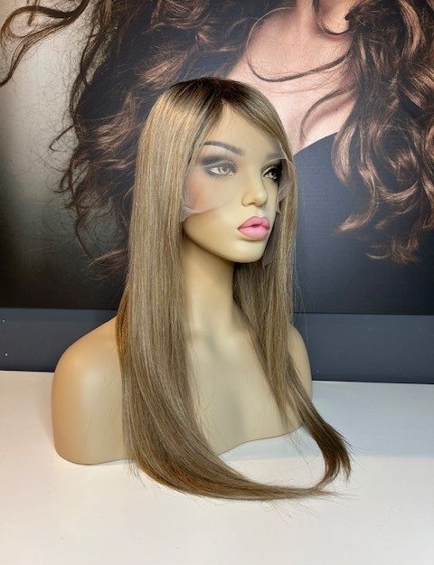 SIENNA – LONG SANDY BLONDE BALAYAGE WIG WITH ROOT