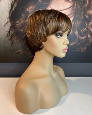 FREYA – CARAMEL BROWN WIG MIXED TONES