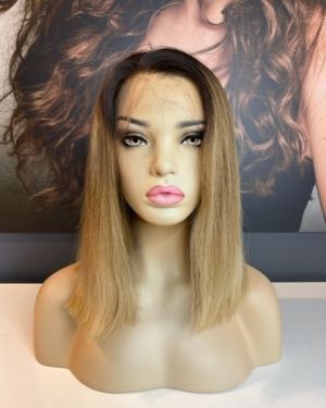 BELLE – WIG WITH MIXED LIGHT BROWN TONES & ROOT