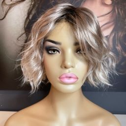 EVE – SILVER BLONDE WAVY BOB WIG