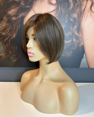 DEMI – SHORT NATURAL BROWN BOB