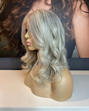 POLY – LIGHT SILVER / GREY LONG WIG