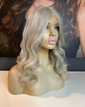 POLY – LIGHT SILVER / GREY LONG WIG