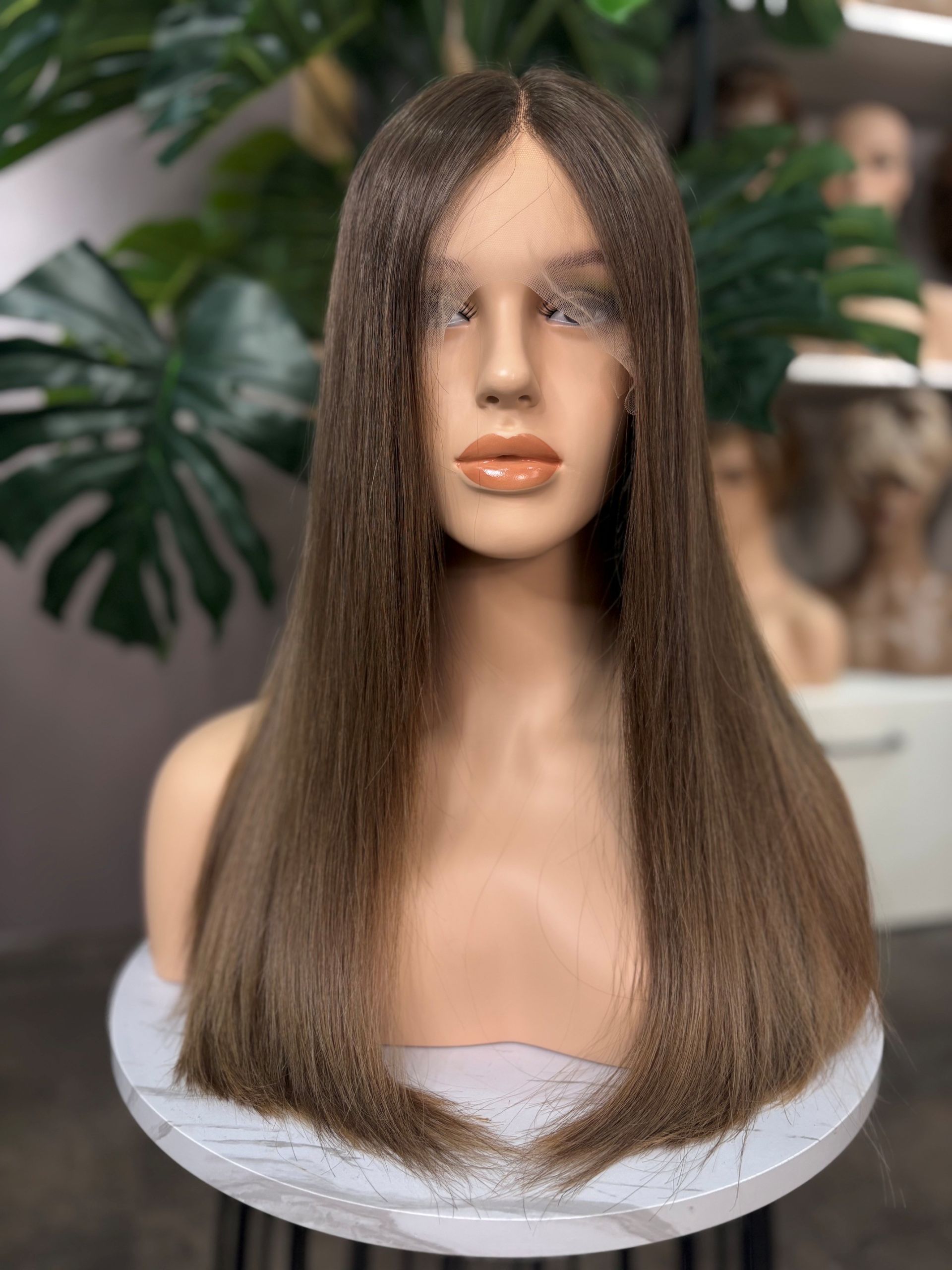 BROWN EUROPEAN SHEITEL